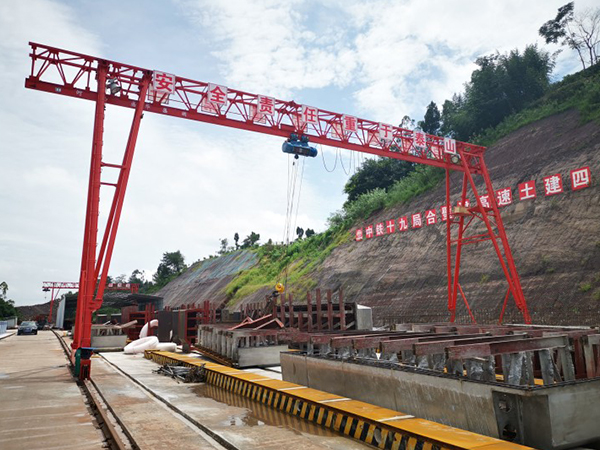 廣西賀州龍門吊廠家介紹龍門吊的維護事項