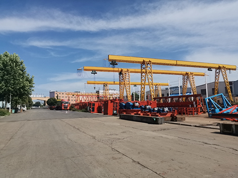 起重機司機操控室堆放區域