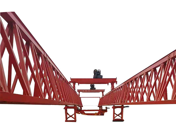 自平衡架橋機(jī)