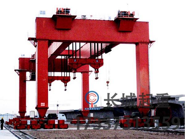 龍門吊和橋式起重機在作業環境上的區別