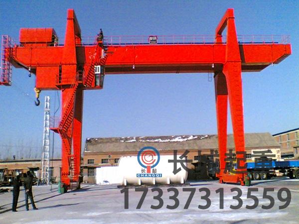 關于梁場龍門吊和貨場門式起重機的配置區別